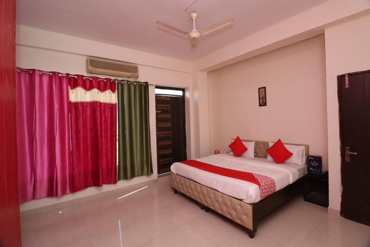 Oyo 26652 Roop River Resort Naupala Exterior foto